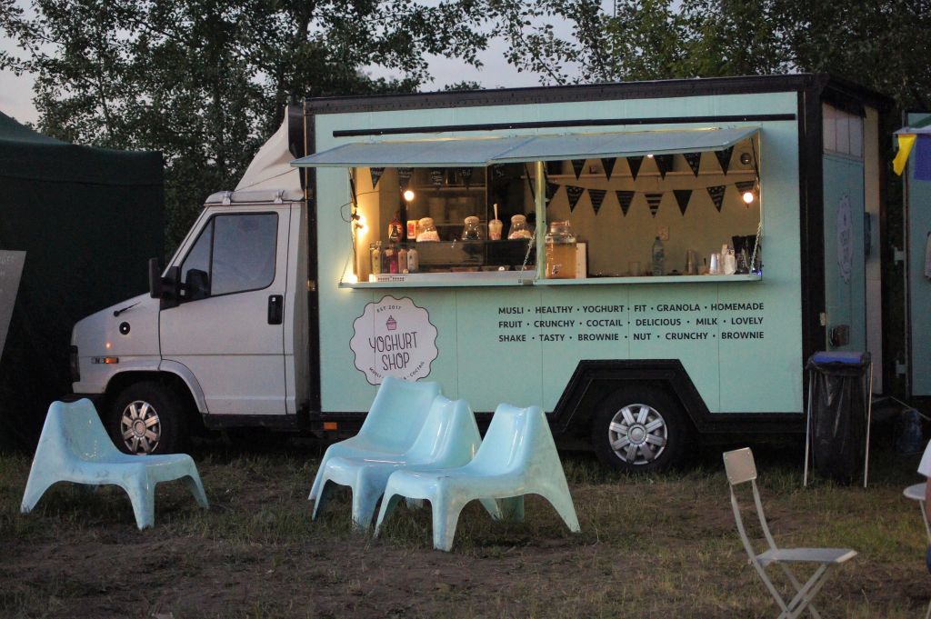 Yoghurt Shop – food truck ze zdrowymi śniadaniami