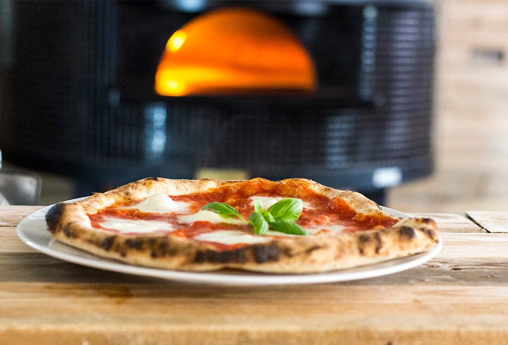 Forno nero – nowa pizzeria z pizzą neapolitańską, również w wersji wegańskiej