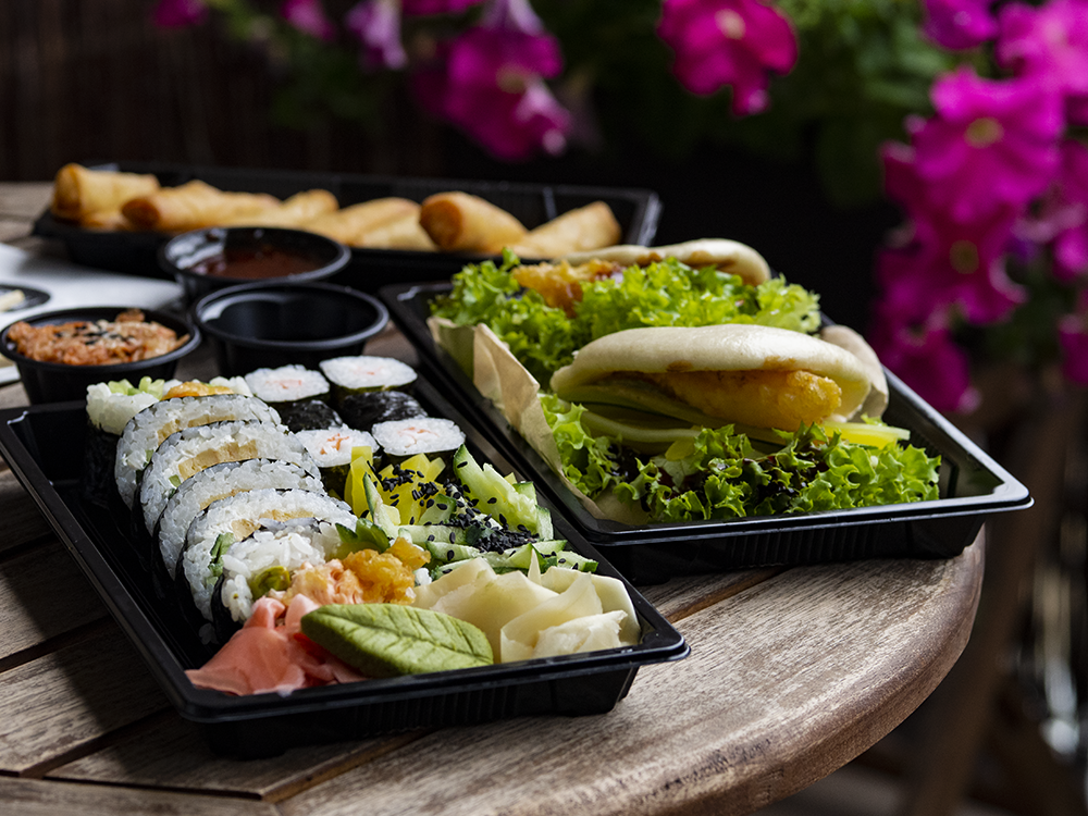 Sushi w dostawie – więcej niż rolki