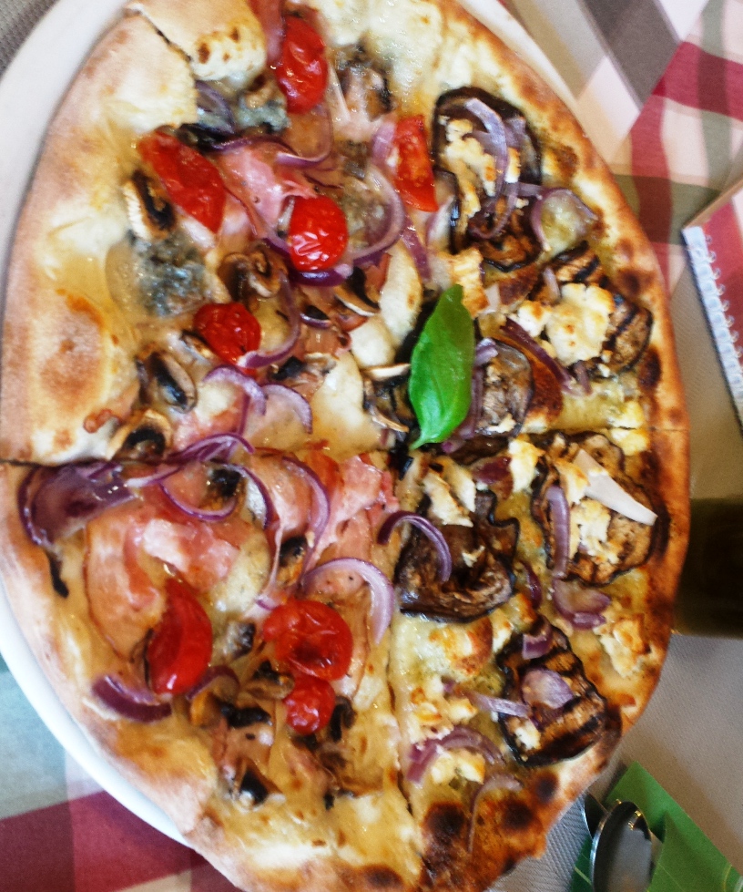 Pizza w Peperoncini